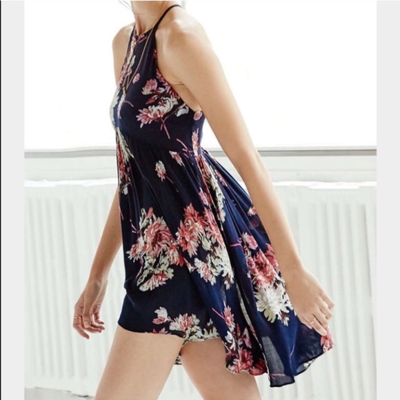 Urban Outfitters Kimchi Blue Florence high-low