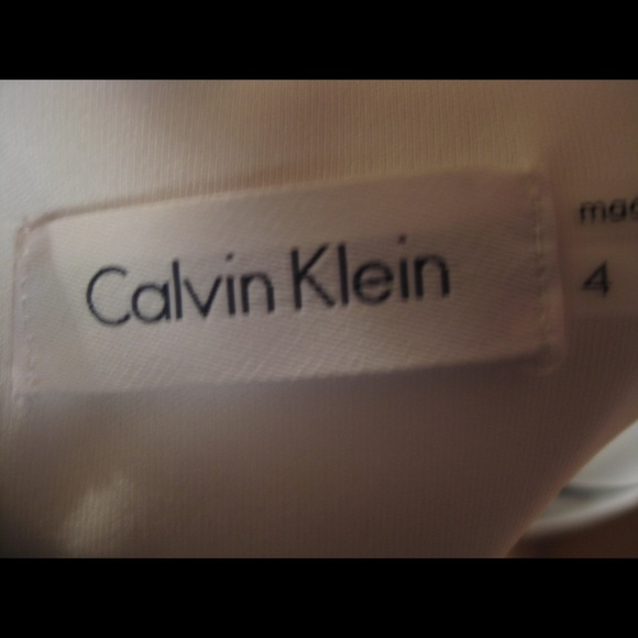 White Color-Block Dress - Picture 3 of 4