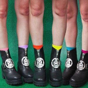 Unif Don't Worry Be Happy Boots