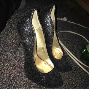 Black Sparkly Pumps