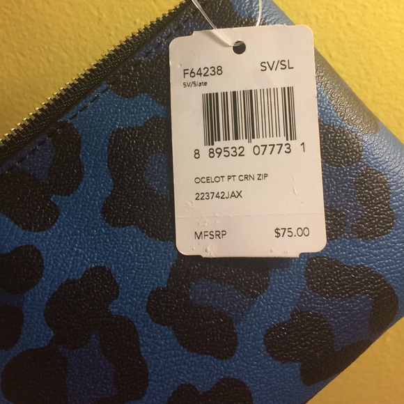 BRAND NEW NY Designer Coach - Picture 2 of 3