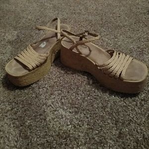 Cute Tan Sandals