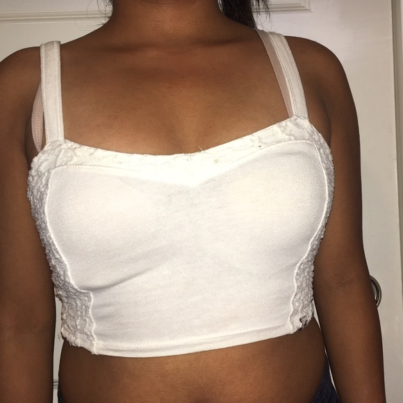 White hollister crop top