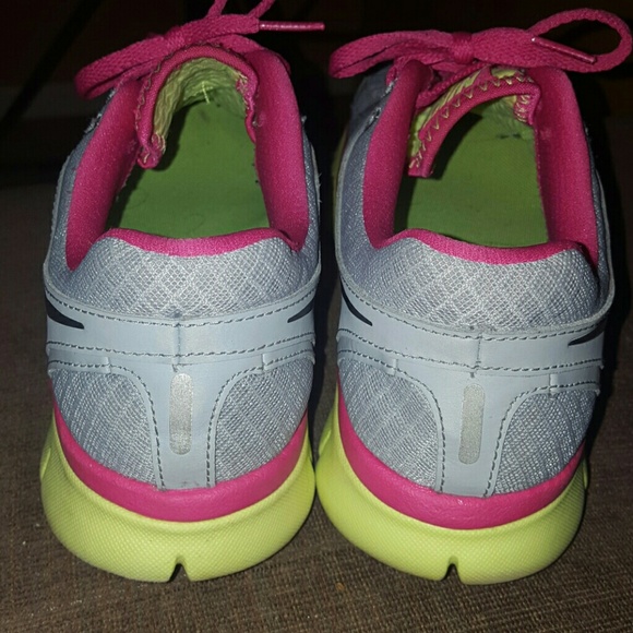 Nike running shoes - Picture 4 of 4