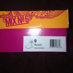 Wedge black ankle boots