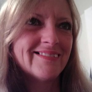 Meet your Posher, Bobbie