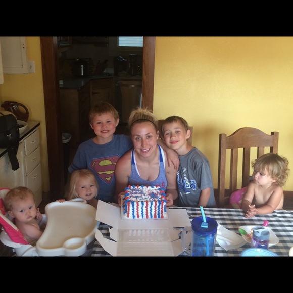 Meet your Posher, Megan - Picture 1 of 1