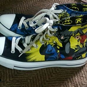 Unisex Batman All Stars women size 8/ men 10