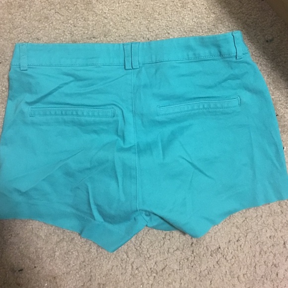Turquoise shorts H&M