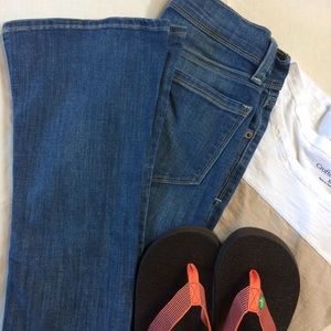 💛Old Navy fit and flare jeans