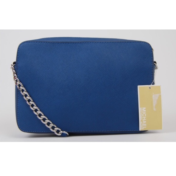 Michael Kors Jet Set CrossBody - Picture 2 of 4