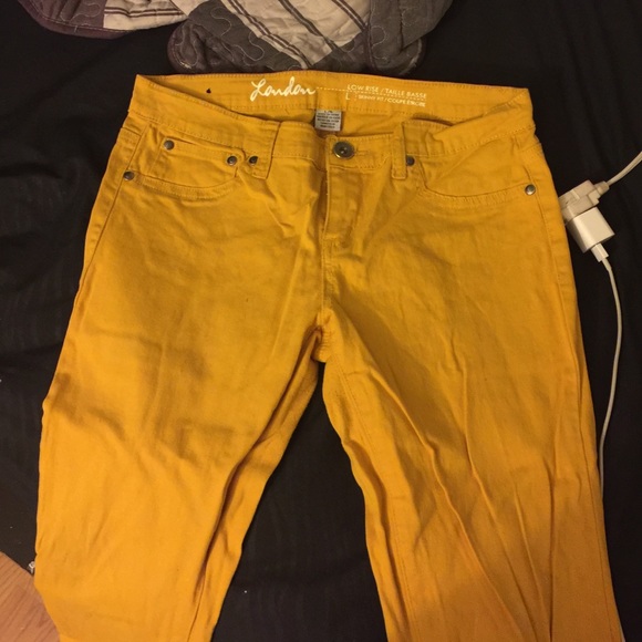 Mustard yellow skinny jeans
