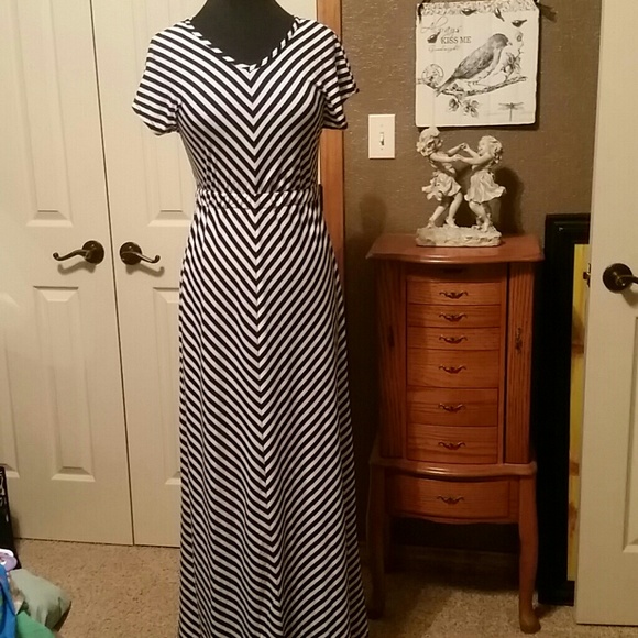 Black and white chevron maxi dress