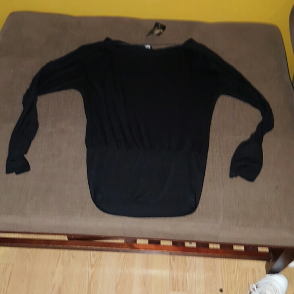 Long sleeved shirt from the nice collection