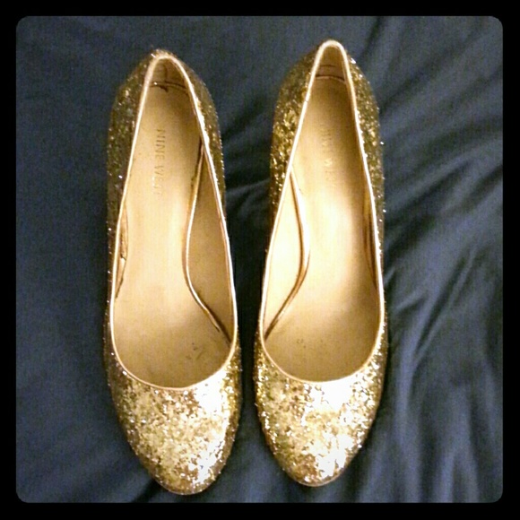 Nine West gold glitter shoes