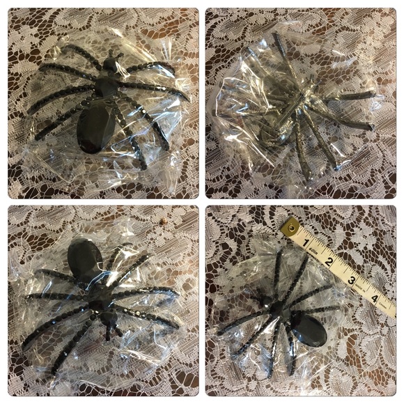 NWT Black Widow Rhinestone Brooch - Picture 4 of 4