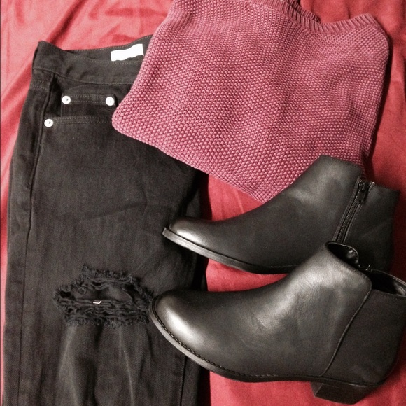 Burgundy knitted shirt/sweater.