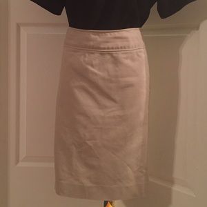 Gap pencil skirt