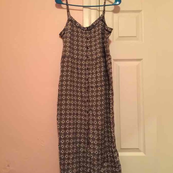 H&M Dresses & Skirts - Black and white maxi dress