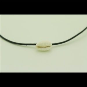 🎀 Cowrie Shell Leather Cord Choker Necklace 🎀
