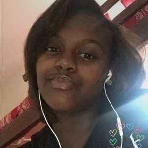 Meet your Posher, Tay