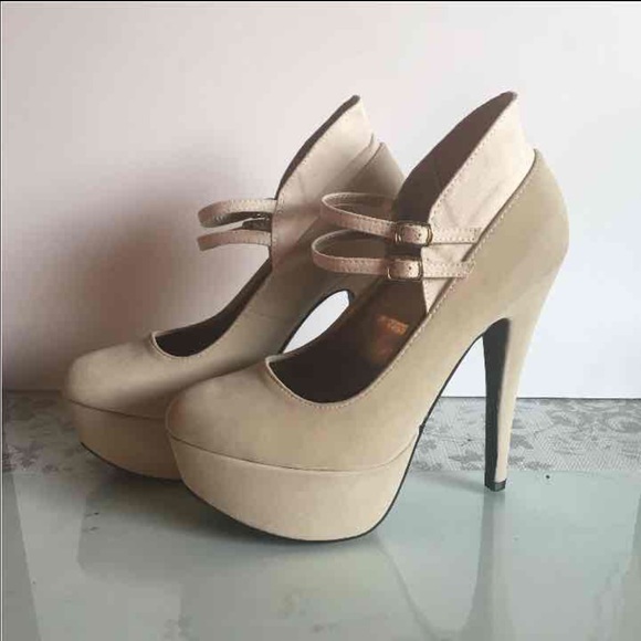 NWOT Nude platform heels - Picture 3 of 4