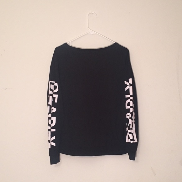 H&M "Deadly" Thin crew