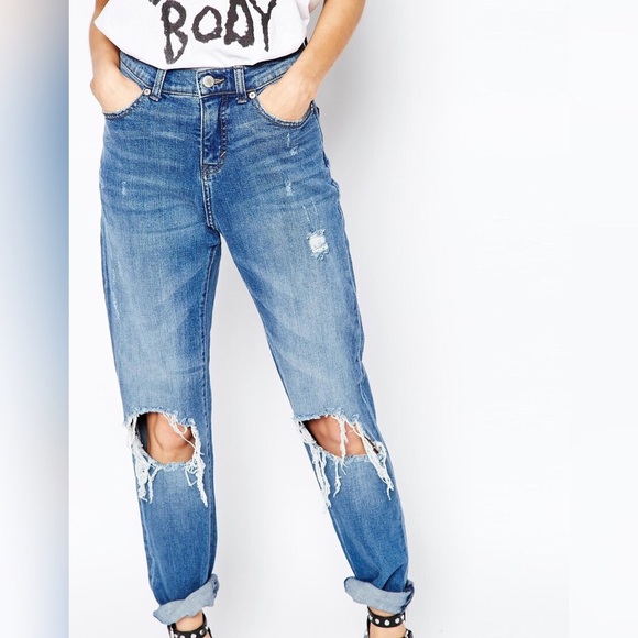 H&M Denim - Ripped Denim Boyfriend jeans