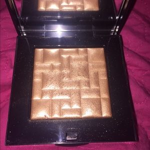 BOBBI BROWN BRONZE GLOW💞💞