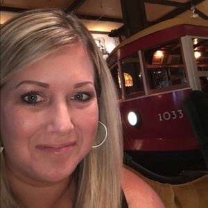 Meet your Posher, Leann