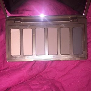 NAKED BASICS 2💞😍