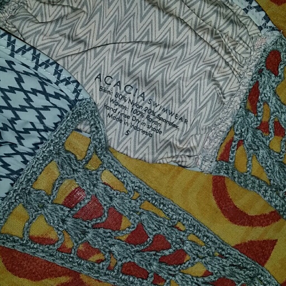 Acacia diamond crochet buenos aires bikini top S - Picture 4 of 4