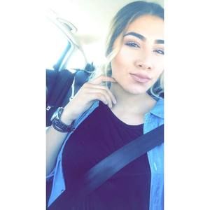 Meet your Posher, Paulina