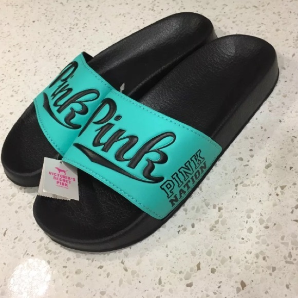 Victoria's Secret pink slide - Picture 3 of 4