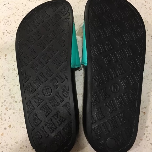 Victoria's Secret pink slide - Picture 4 of 4