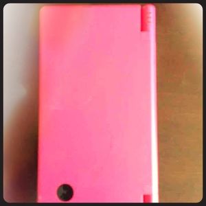 Nintendo Pink DSI
