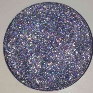 Limited edition pressed glitter eyeshadow