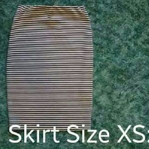 Black and grey striped pencil skirt