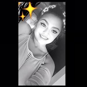 Meet your Posher, Yaneisi