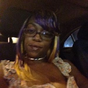 Meet your Posher, Yolanda