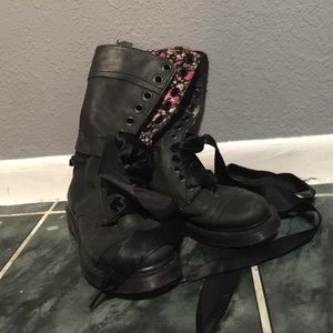 Dr.Marten Triumph 1914W