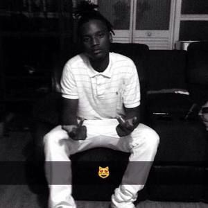 Meet your Posher, Derrick