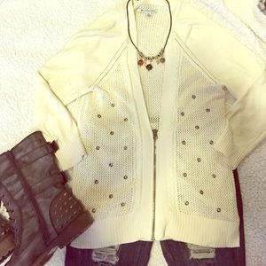 💥American Eagle "MUST HAVE" cardigan Small