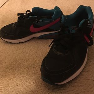 Women's Nike airmax