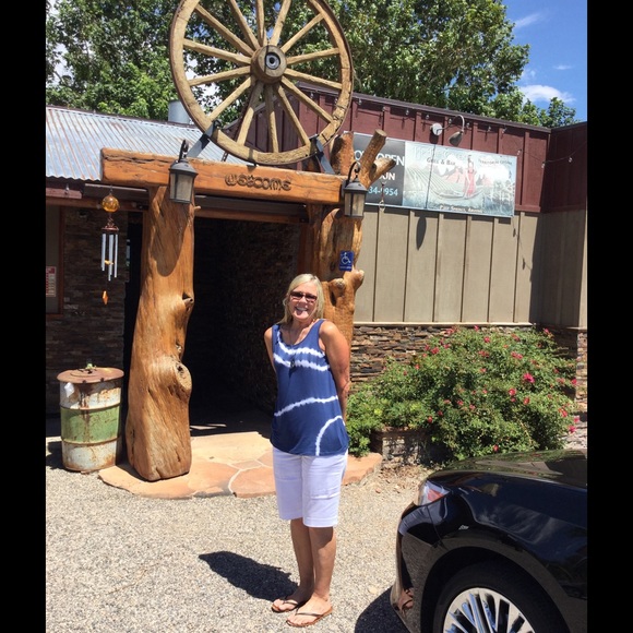 Meet your Posher, Susan - Picture 1 of 1
