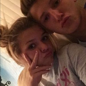 Meet your Posher, Anabella