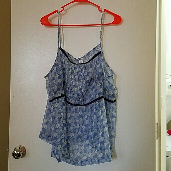 Sheer old Navy top - Picture 1 of 3