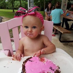 Meet your Posher, Megan