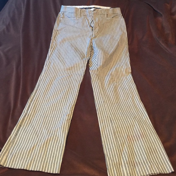 Classic fit bootcut gap pants