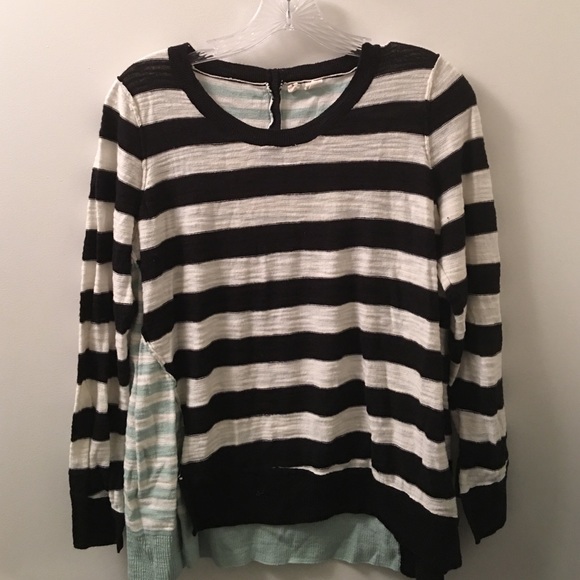 Moth Two-color Striped Sweater